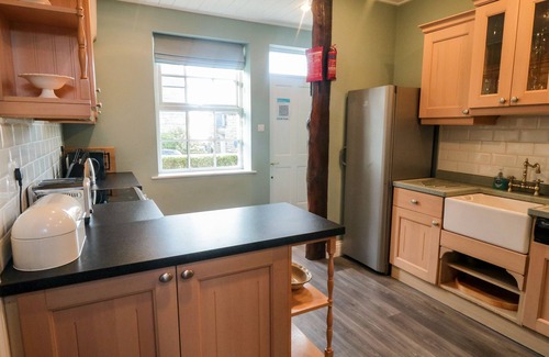 Hinderwell Cabaña | FAIR HOLME, pet friendly, character holiday cottage in Hinderwell