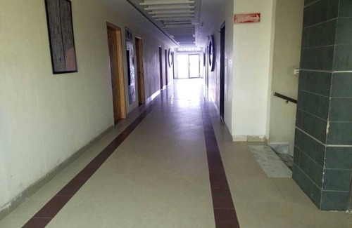 Multan Apartamento | Fair Mont