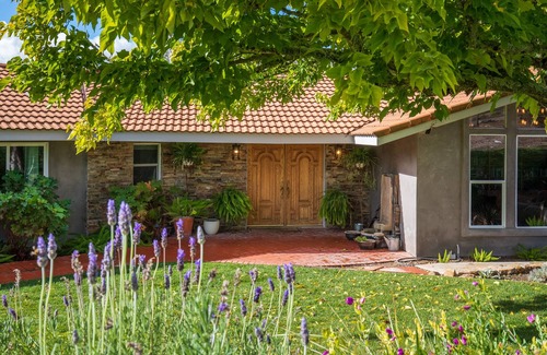Solvang Casa | Fair View Wine Estate
