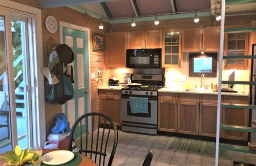 Johnson Bay Casa | Fair Winds Cottages - Ideal para 2-4 personas