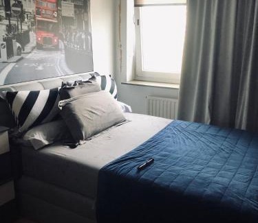 Mitte Apartamento | Fairbooking24private Apartments Nbg Exhibition Ground Room Agancy