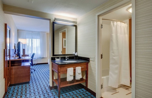 Amesbury Hotel | Fairfield Inn By Marriott Amesbury