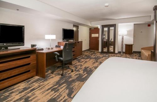 Irving Hotel | Fairfield Inn & Suites by Marriott Dallas DFW Airport South/Irving
