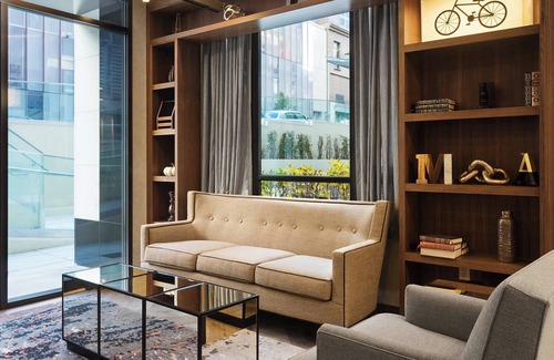 Lincoln Square Hotel | Fairfield Inn & Suites New York Manhattan / Central Park