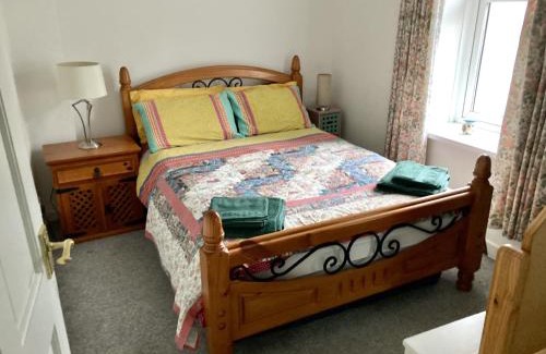 Ballycastle Casa | Fairhill Cottage Perfect location with garden in central Ballycastle