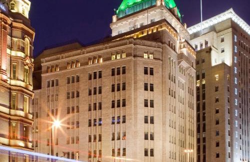Downtown Shanghai Hotel | Fairmont Peace Hotel on the Bund