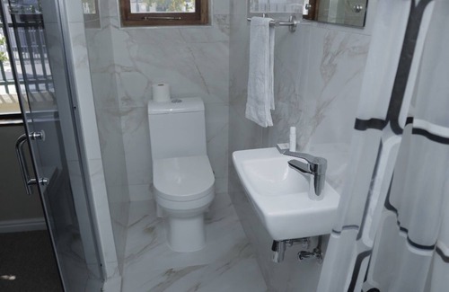 Parow Casa | Fairstay Lodge