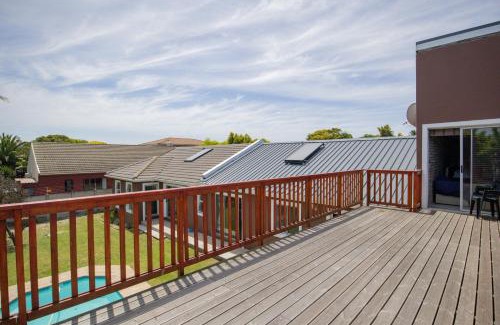 Cape Town Casa | Fairview Crescent 03 by CTHA