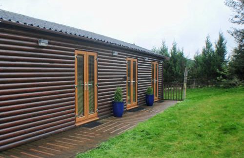 Newark upon Trent Chalet De Esquí | FAIRVIEW FARM Holiday Accommodation 14 Luxury Lodges, Cabins, Dog Friendly, Suitable for Couples, Families and Groups, Wedding Guests , Corporate events, Sleeps 2-65 guests in Ravenshead, Nottingham near Sherwood Forest, set in 88 acres
