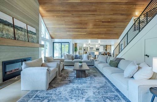 Cal Young Casa | Fairway Manor Eugene - Golf- Autzen - UofO- spacious