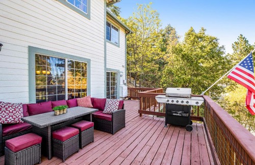 Lake Arrowhead Casa | Fairway Retreat
