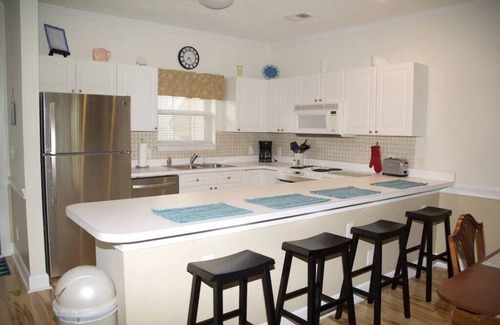 Central Myrtle Beach Apartamento | Fairway to the Beach
