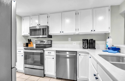 Shipyard Plantation Condominio | Fairway View Shipyard Villa | Walk to Beach, Pool & Pet Friendly