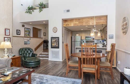 Lake Lure Casa | Fairway Villa # 1406 - Ruidos Resort Calvo