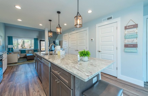 Lake Lure Casa | Fairway Villa 604 at Rumbling Bald