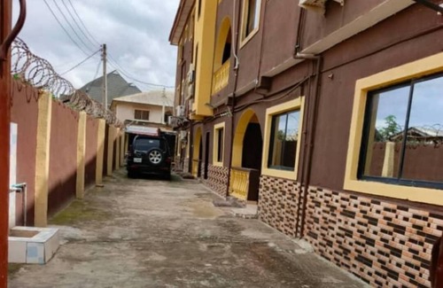 Ota Apartamento | Fairways Apartments: 2 bedroom apartment 10 mins from Winners Chapel Ota