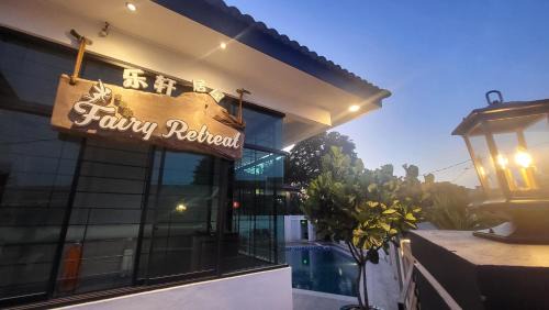Taman Teh Teng Seng Casa | Fairy Retreat Private Pool Cottage IPOH, BBQ, KTV, 10-12 pax