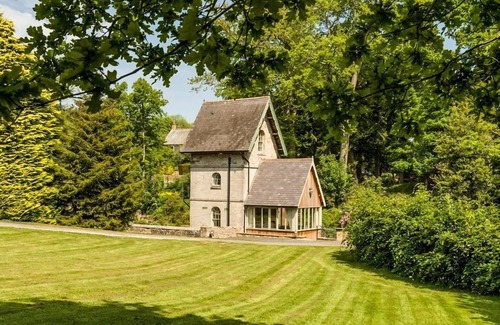 Belford Villa | Fairytale Folly - Una Habitación Villa, Capacidad 2
