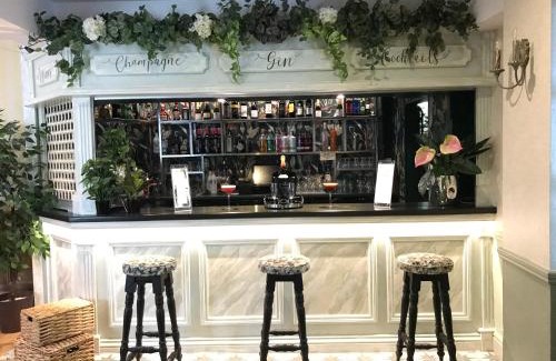 Carmarthen Hotel | Falcon Hotel