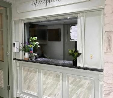 Carmarthen Hotel | Falcon Hotel