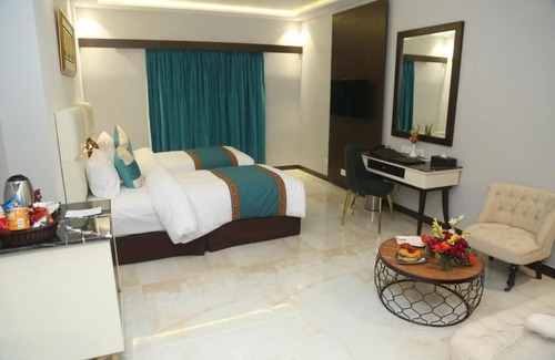 Multan Hotel | Faletti's Grand Hotel Multan