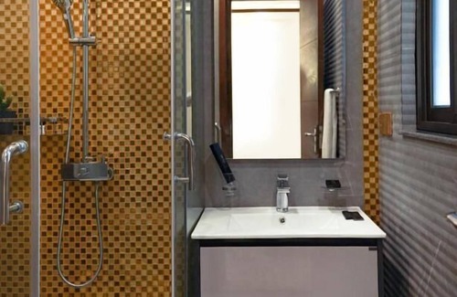 Lahore Hotel | Falettis Express Airport