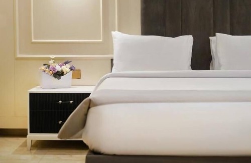 Lahore Hotel | Falettis Express Airport