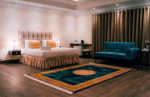 Punjab Hotel | Falettis Grand Bahawalpur