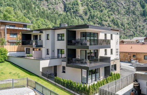 Oetz Apartamento | Falkners Five