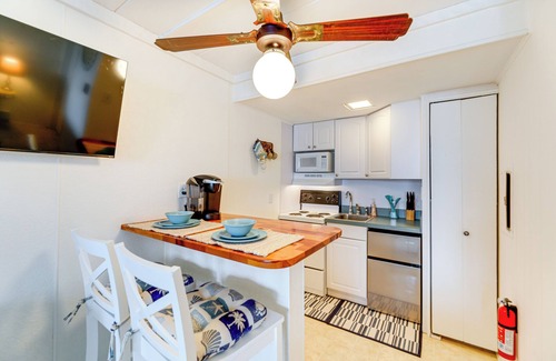 Midtown Ocean City Apartamento | Steps to Beach: Condo w/ Pool Access in Ocean City