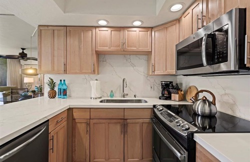 Honokowai Apartamento | Recién renovado, planta baja, 20 pasos hacia el océano
