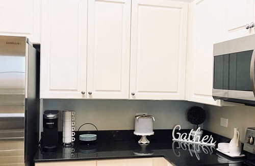 Seacrest Beach Condominio | ¡Reservar ahora! ACTUALIZADO 3/2, piso superior, unidad de esquina, a pasos de la playa Rosemary de 30A.
