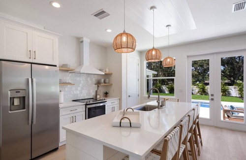 Palmetto Casa | FALL SPECIALS - Lux Home, Heated Pool, Fire Pit