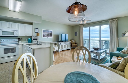 Miramar Beach Complejo | Aug 29 - 31st open! West End PCB! Beach chairs included!