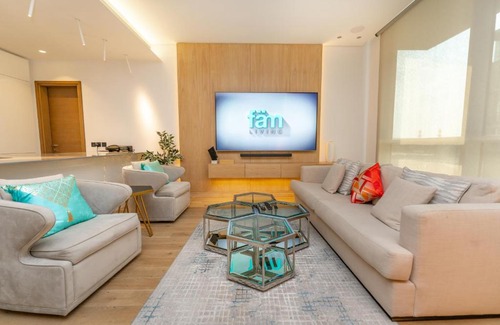 Al Wasl Apartamento | FAM Living - City Walk - Luxe Interiors