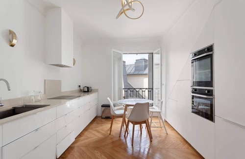 Madeleine Apartamento | Familial apartment - Elysées district 110 M2, 3 BDR, 2 BA