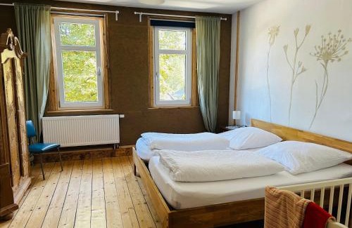 Schmiedefeld am Rennsteig Apartamento | Familienferienhaus "Zur Alten Wäscherei"