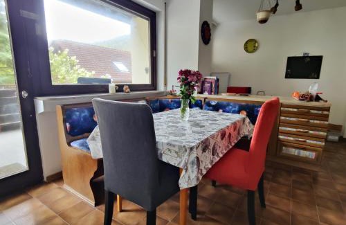 Lichtenstein Apartamento | Familien-Ferienwohnung Lichtenstein (BW)