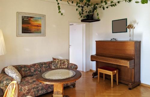 Bischofsheim an der Rhon Apartamento | Familienferienwohnung Villa Zaunkönigin