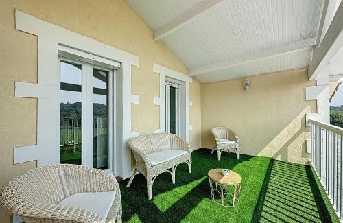 Horsarrieu Casa | Familles - amis, Netflix -clim - 3 terrasses - BBQ