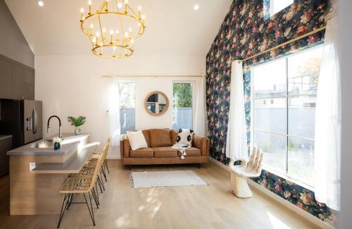 Burbank Casa | Family 1BR Retreat Near Airport & Studios , EV