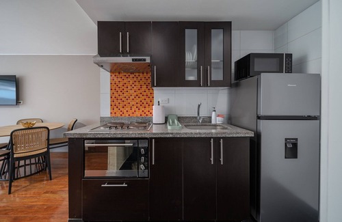 Chapinero Casa | Familiar 3BR @Zona comercial y cerca a la Zona G