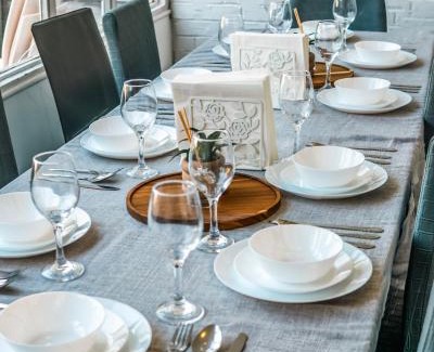 Brent Casa | Family 4-Bed Wembley Stadium Home - Parking & Long Stays