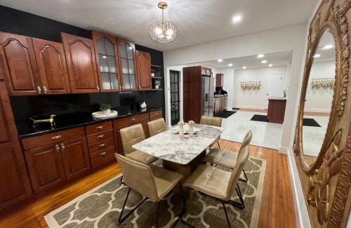Ludlam Casa | Family 4br Home Near Dadeland Mall