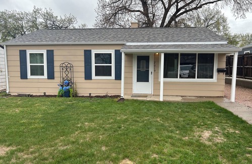Rapid City Casa | Family and Dog Friendly Modern Traditional Home in Rapid City South Dakota