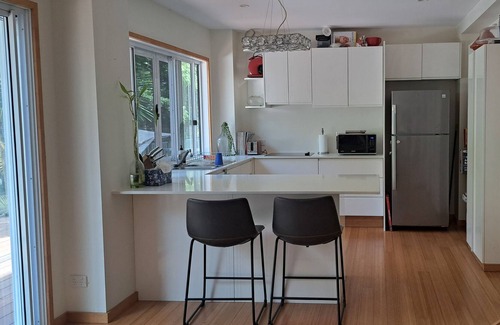 Currumbin Waters Apartamento | Family and pet friendly apartment 8min from the beach