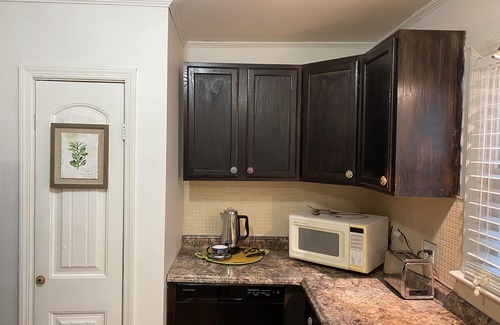 Ayden Casa | Family and pet friendly home near Greenville NC!3Br 2Ba 6 people better/hotels