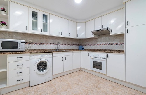 Costa Dorada Apartamento | Apartamento familiar a 400m playa y tren