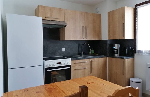 Villard-de-Lans Apartamento | Apartamento familiar para 6 con terraza, estacionamiento gratuito y cerca de las lanzaderas