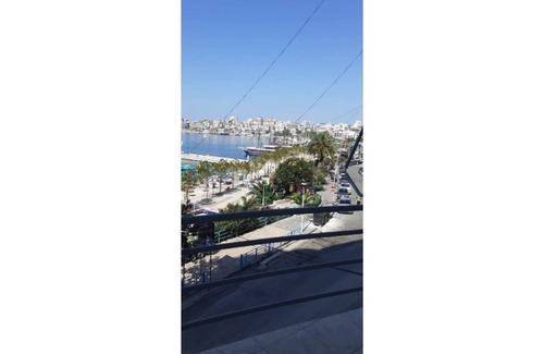 Sarande Apartamento | Family apartment 1 by Hillside apartment TM